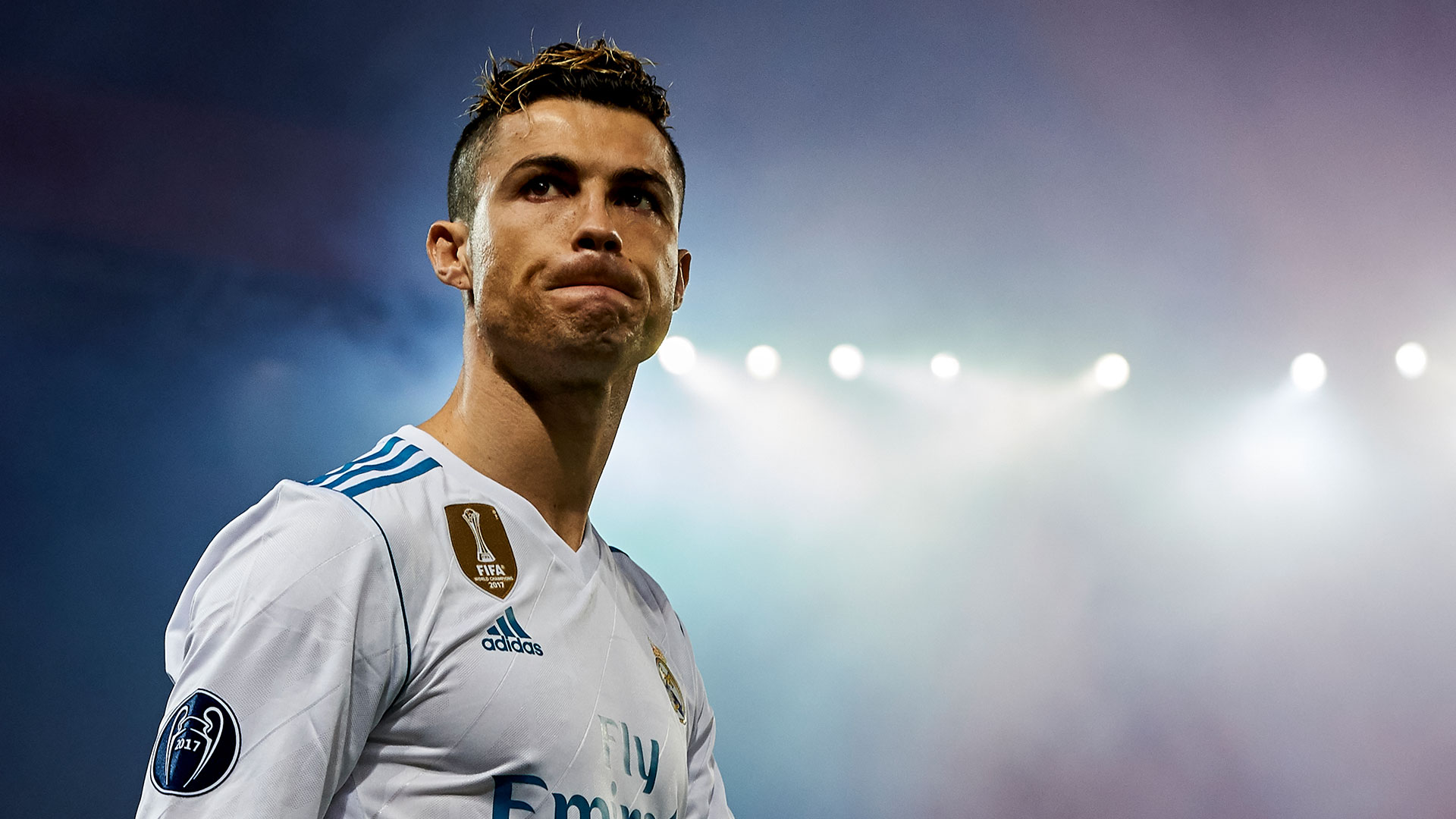 对摩纳哥的 对摩纳哥的